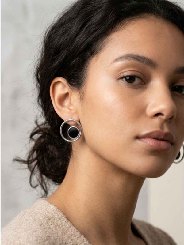 Zovaa Black Circle Earrings